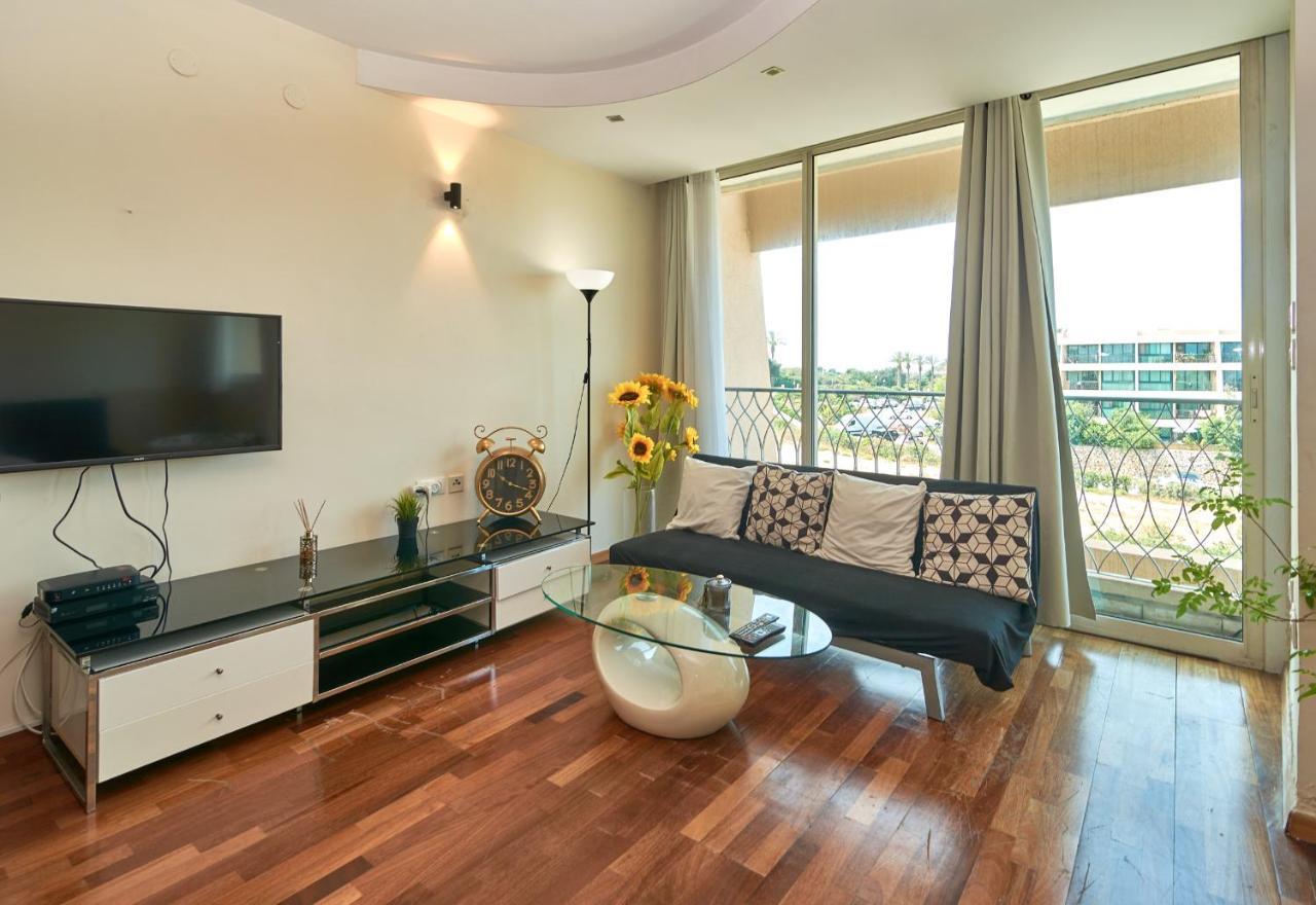 דירות קיסריה Eliya'S Place מראה חיצוני תמונה